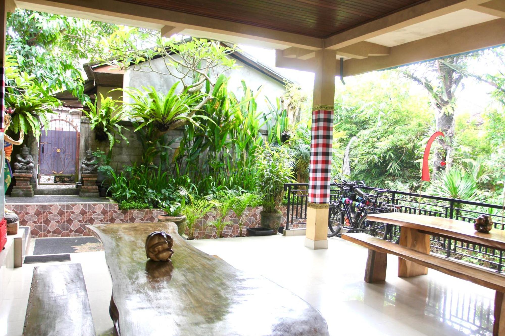 Gusti Putu Oka Maison d'hôtes Ubud